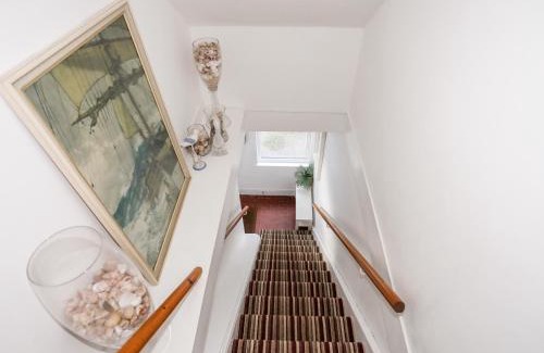 Borth-y-Gest Casa | Gweldon Topsail