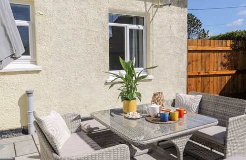 Amlwch Cabaña | Gwynant - Bull Bay