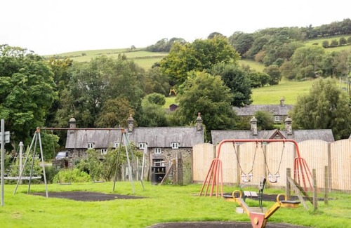 Betws-Y-Coed Cabaña | Gwynfa 2 Bedroom Cottage in Betws y Coed