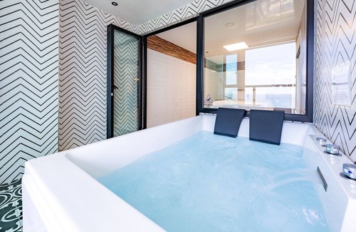 Gyeongju Casa | Gyeongju S&B Poolvilla Pension