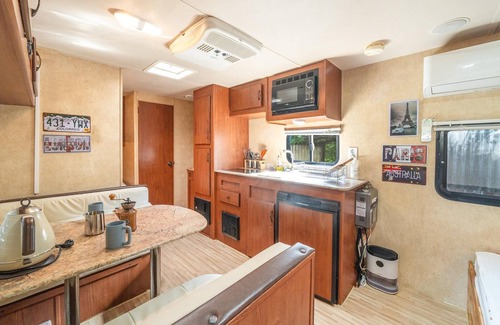 Gyeongju Casa | Gyeongju Yongcheonsu Caravan