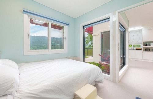 Gyeongsan Casa | Gyeongsan Stage-ipple pet Pension