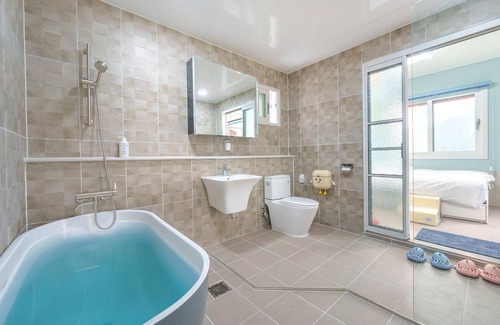 Gyeongsan Casa | Gyeongsan Stage-ipple pet Pension
