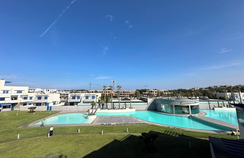 Cabo Negro Apartamento | Gym / Pool. Apartment Ideal for long stays.