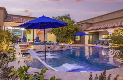 Central Scottsdale Villa | HÓZHÓ Estate on Shea