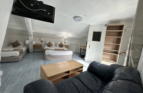 Annot Hotel | Hôtel Beauséjour