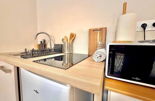 Nimes City Centre Apartamento | Hôtel Boudon 4, Luxury 1BR in Écusson