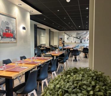 La Condamine-Chatelard Hotel | Hôtel Chalet Sainte-Anne