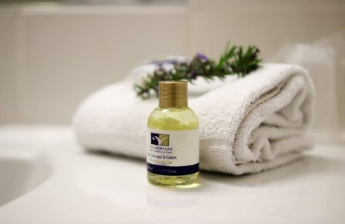 Le Lavandou Hotel | Hôtel Club L'Oustal del Mar