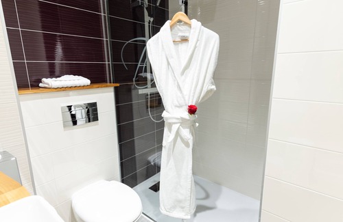 Chanteloup-en-Brie Hotel | Hôtel Dali Val D'Europe