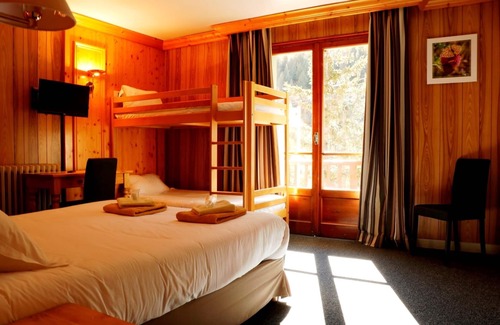 Val Cenis Hotel | Hôtel l'Alpazur