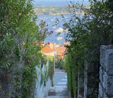Villefranche-sur-Mer Hotel | Hôtel La Fiancée du Pirate