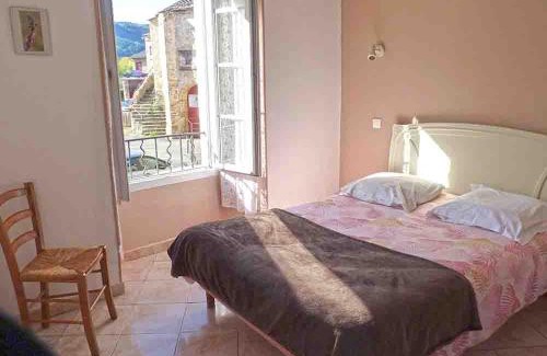 Nant Hotel | Hôtel Restaurant des Voyageurs