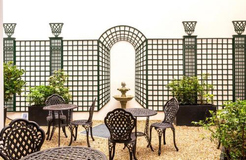 15th Arrondissement Hotel | Hôtel Villa Eiffel Mademoiselle