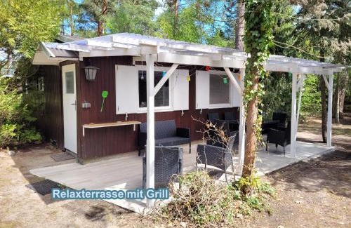 Gross Koeris Apartamento | Hüttendorf für Euch alleine - geführter Yachtausflug nach Prieros inclusive! Nur 3 Minuten zum Badesee Fahrräder kostenlos vorhanden