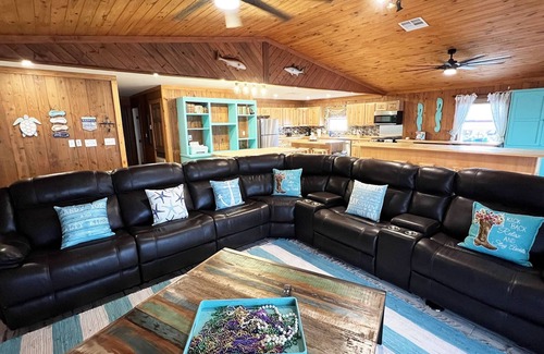 Grand Isle Casa | H2O Psycho - Beachfront - Island Realty