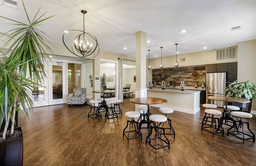 Norfolk Apartamento | H4N Watermark - 3 Bed Apartment in Norfolk