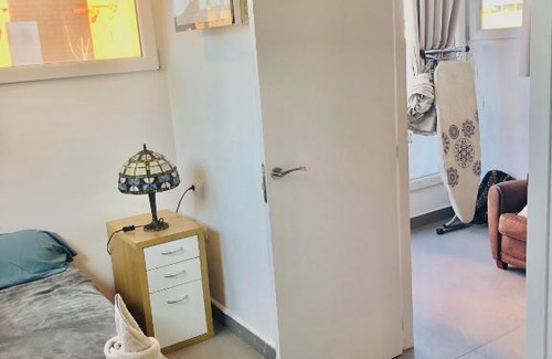 Penya-roja Casa | Hab Doble Bano Privado Piso Compartido Ciudad Artes Ciencia