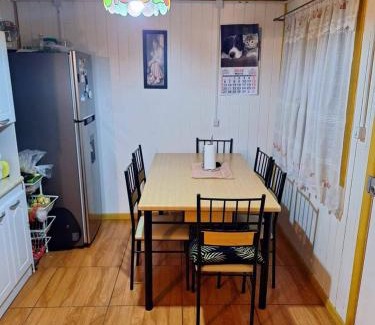 Ancud Casa | Habitación con Baño independiente