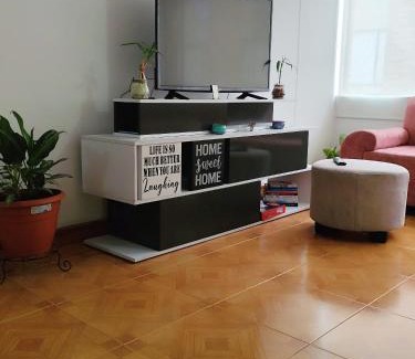 Usaquen Casa | Habitación privada en Apt compartido cedritos