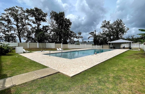 Tumba Vieja Villa | Habitación Privada en Playa Dorada