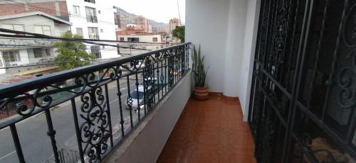 Bello Casa | Habitaciones acogedoras en ambiente familiar al norte de Medellín