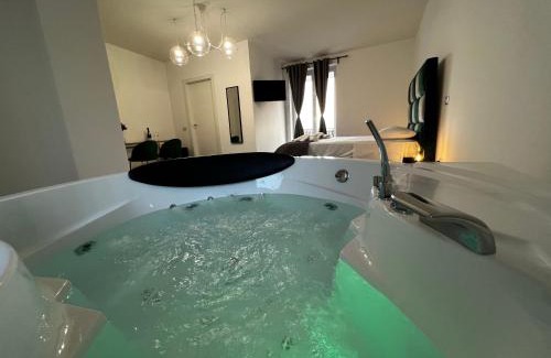 Bellona Casa | Habitat Luxury Suites
