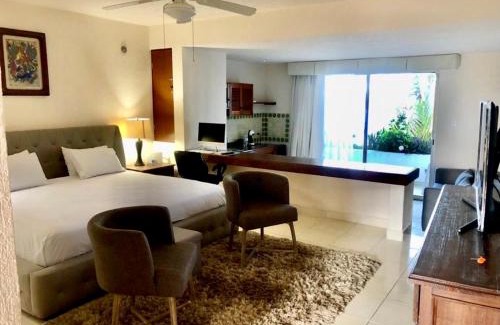 Puerto Juárez Apartamento | Hacienda del Mar Resort Condominio 205
