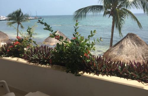 Puerto Juárez Apartamento | Hacienda del Mar Resort Condominio 205