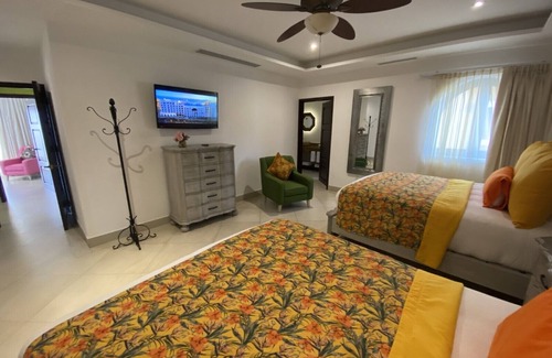 Cabo San Lucas Complejo | Hacienda Encantada's 3 Bedroom Residence by the beachside in Cabo San Lucas