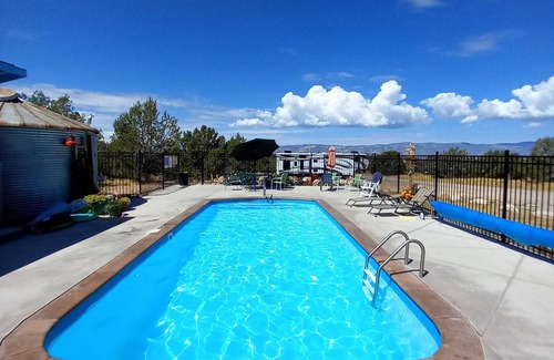Spring City Apartamento | Hacienda Roja - The Pinion #8 at Wind Walker Homestead, Sleeps 4