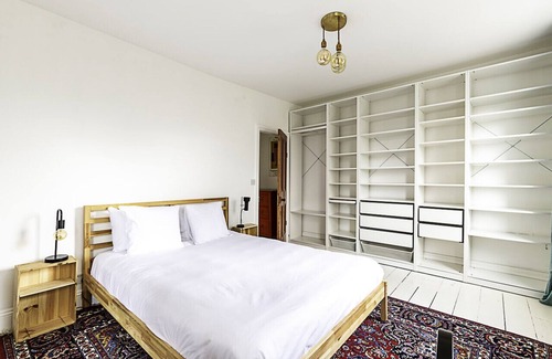 Hackney Wick Casa | Hackney - Victoria Park: Generous 2 Bed Terrace