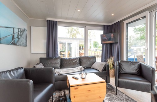 Usedom Apartamento | Hafenresort Karnin - Hausboot Pit - Hausboot Pit