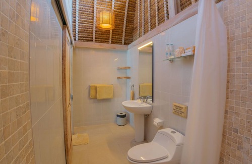 Mushroom Bay Hotel | Hai Tide Beach Resort