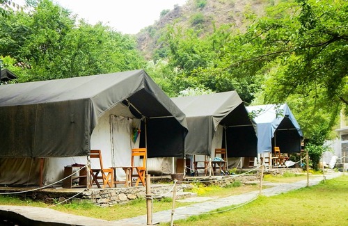 Shimla Cabaña | Hail Himalayas