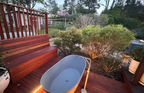 Kurrajong Casa | HAILEY@KURRAJONG - stylish and delightful. SPECIALS ON NOW !