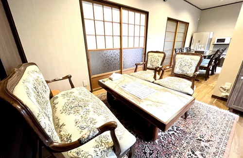 Hakone Casa | Hakone Lake Side Villa & Hot Springs