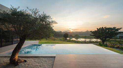 Rong Kwang Villa | Hakuna Matata Villas Phrae