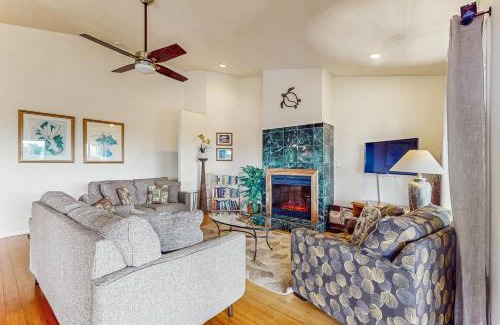 Kamuela Casa | Hale ʻAina Kai