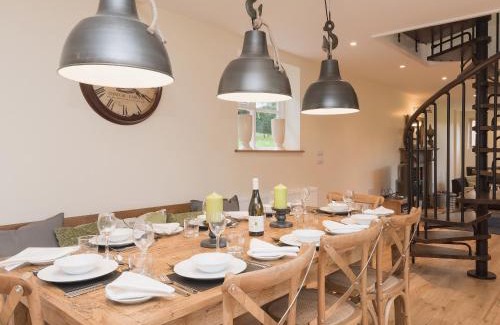 Brampton Casa | Hall Cottage