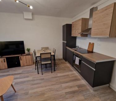 Chateaudun Apartamento | Halte Douillette au cœur de la Ville