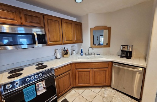 Avalon Villa | HamCove (GolfCart, WIFI, BBQ) !!!! U necesita A / C! Piscina, jacuzzi, gimnasio, OceanVeryClose!