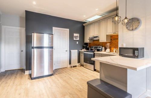 Central Hamilton Apartamento | Hamilton's Best Neighbourhood 1BR Apartment
