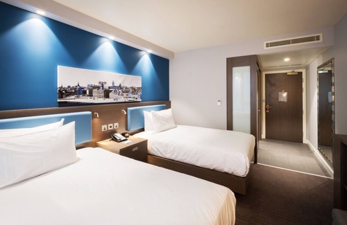 Dyce Hotel | Hampton by Hilton Aberdeen Airport