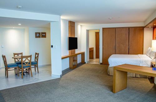 Chapalita Hotel | Hampton by Hilton Guadalajara Expo