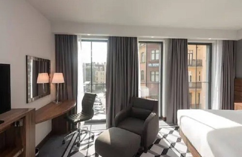 Poznan City Center Hotel | Hampton by Hilton Poznan Old Town