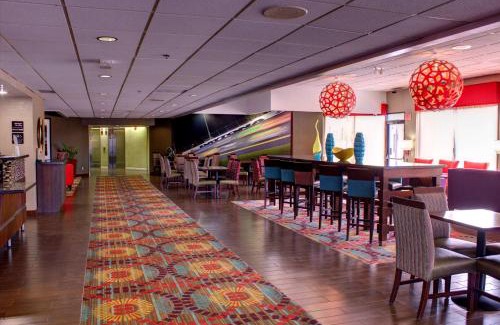 Daytona Beach Hotel | Hampton Inn Daytona Speedway-Airport