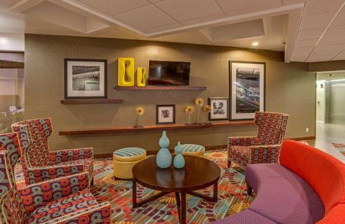 Daytona Beach Hotel | Hampton Inn Daytona Speedway-Airport