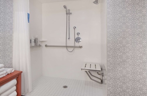 Evansville Hotel | Hampton Inn Evansville