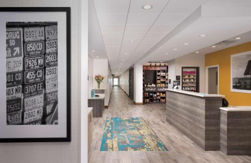 Seybold Hotel | Hampton Inn Miami Airport East